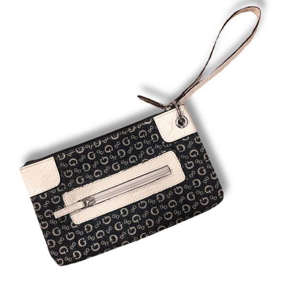 Y2K VINTAGE GUESS MONOGRAM DENIM/WHITE LEATHER 2000’s WRISTLET CLUTCH - Picture 2 of 4